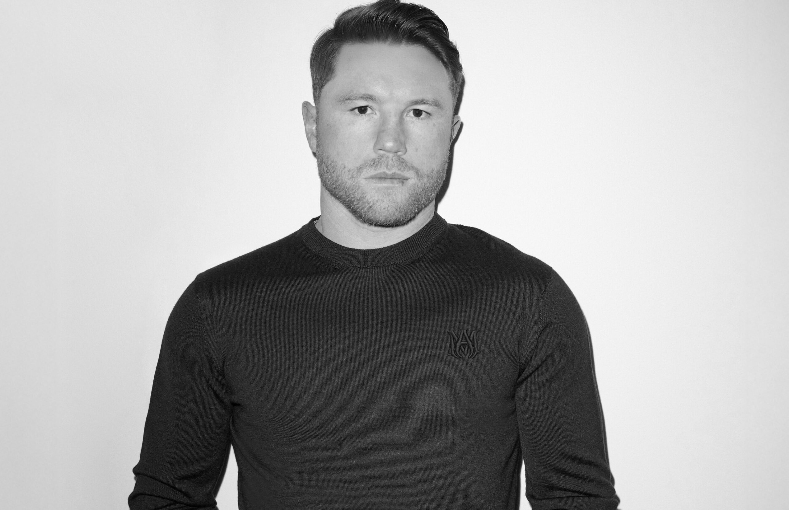 AMIRI’nin yeni marka elçisi Meksikalı dünya şampiyonu boksör Saúl “Canelo”