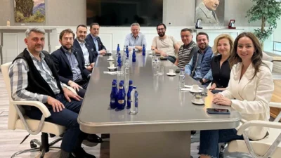 Denizli Sanayi Odası başkan ve yöneticileri duayen sanayici Besalet Küçüker'in