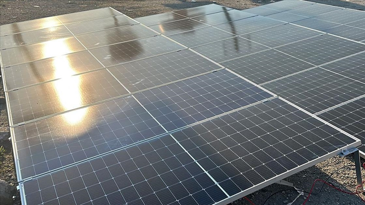 Güneş enerjisine dayalı elektrik üretimi yatırımlarına ilişkin yeni düzenleme yapıldı.