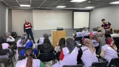 Yozgat'ın Yerköy ilçesinde bir tekstil fabrikasında çalışan 70 kadın işçiye,