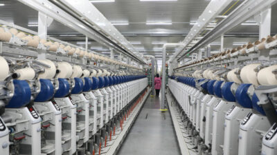 Kiler Holding'in iştiraki Kiler Tekstil'in ilk organik pamuk ipliği tezgahlardan