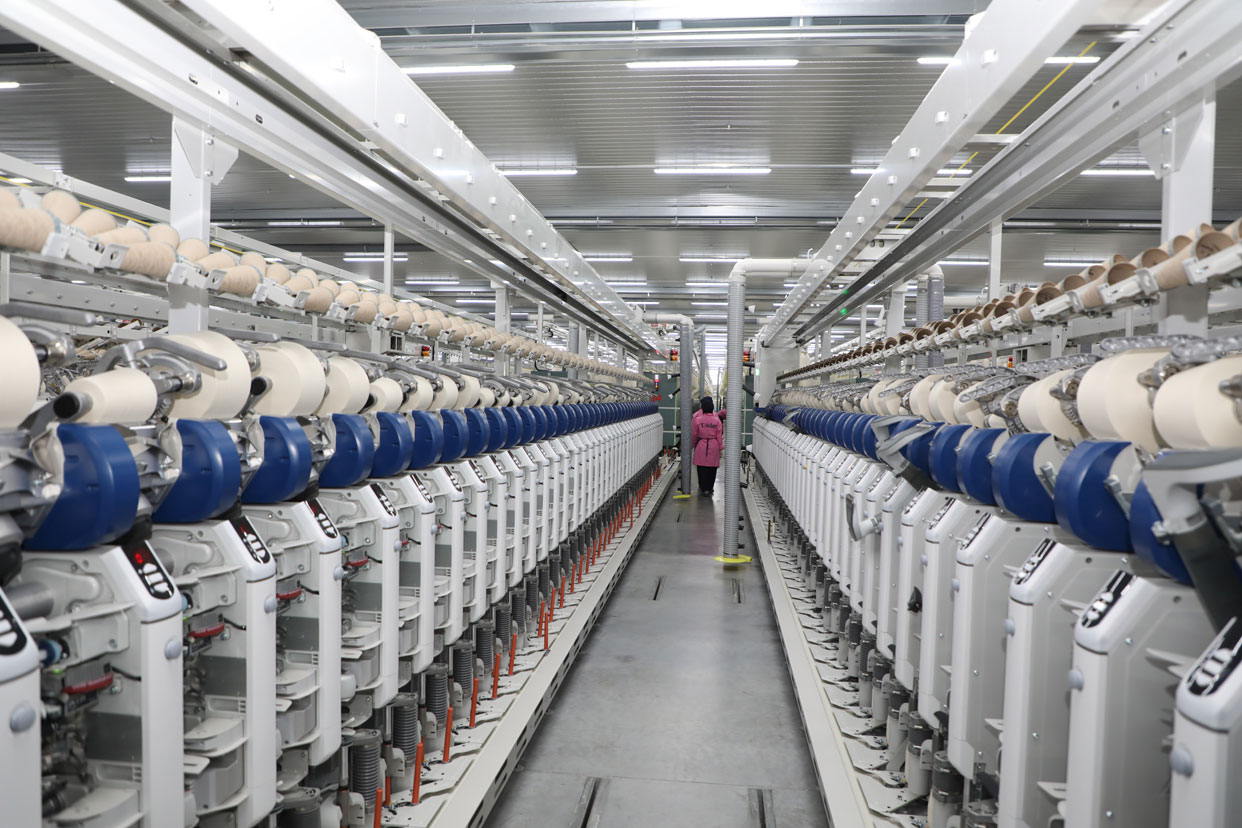 Kiler Holding'in iştiraki Kiler Tekstil'in ilk organik pamuk ipliği tezgahlardan