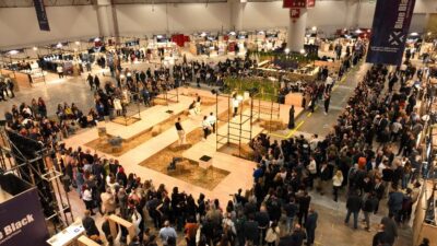 Ticaret Bakanı Ömer Bolat, yurt içi fuarlara yönelik destekleri genişlettiklerini bildirerek, "Ülkemizin