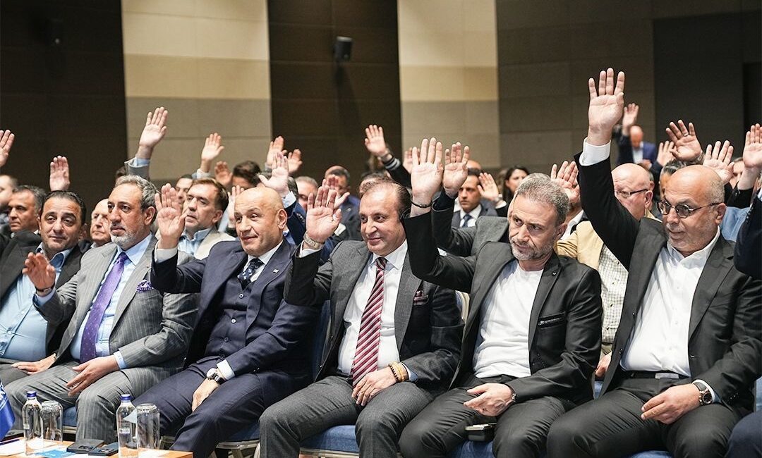 İstanbul Hazır Giyim ve Konfeksiyon İhracatçıları Birliği (İHKİB) genel kurulunda