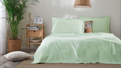 Lova Yatak, zarif tasarımlar ve doğal dokularla ilkbaharın tazeliğini yatak