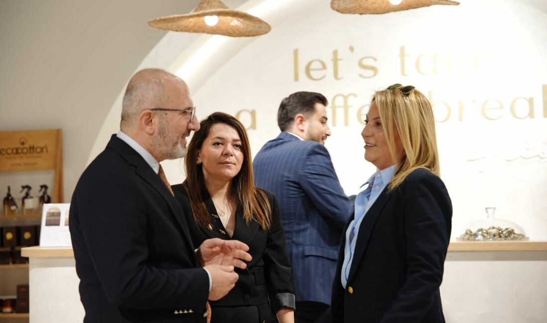 Ev tekstili sektörünün en büyük uluslararası buluşmalarından biri olan HOMETEX