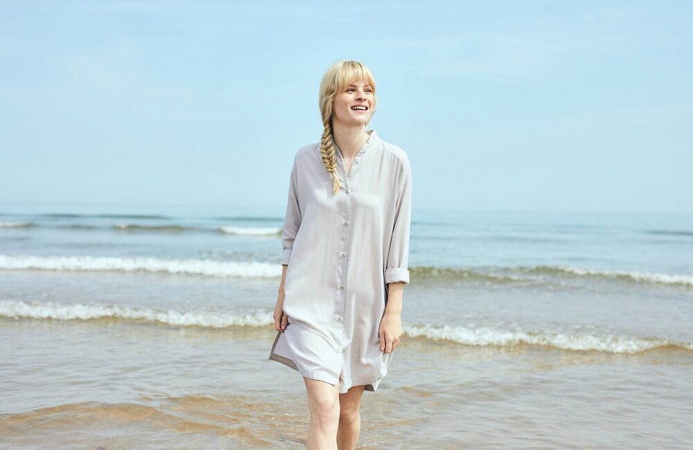 Yaz mevsiminin kendini hissettirmeye başlamasıyla gardıroplarda değişim başladı. TENCEL™ elyaflar