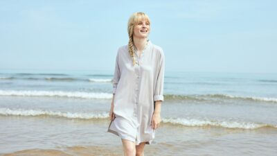 Yaz mevsiminin kendini hissettirmeye başlamasıyla gardıroplarda değişim başladı. TENCEL™ elyaflar