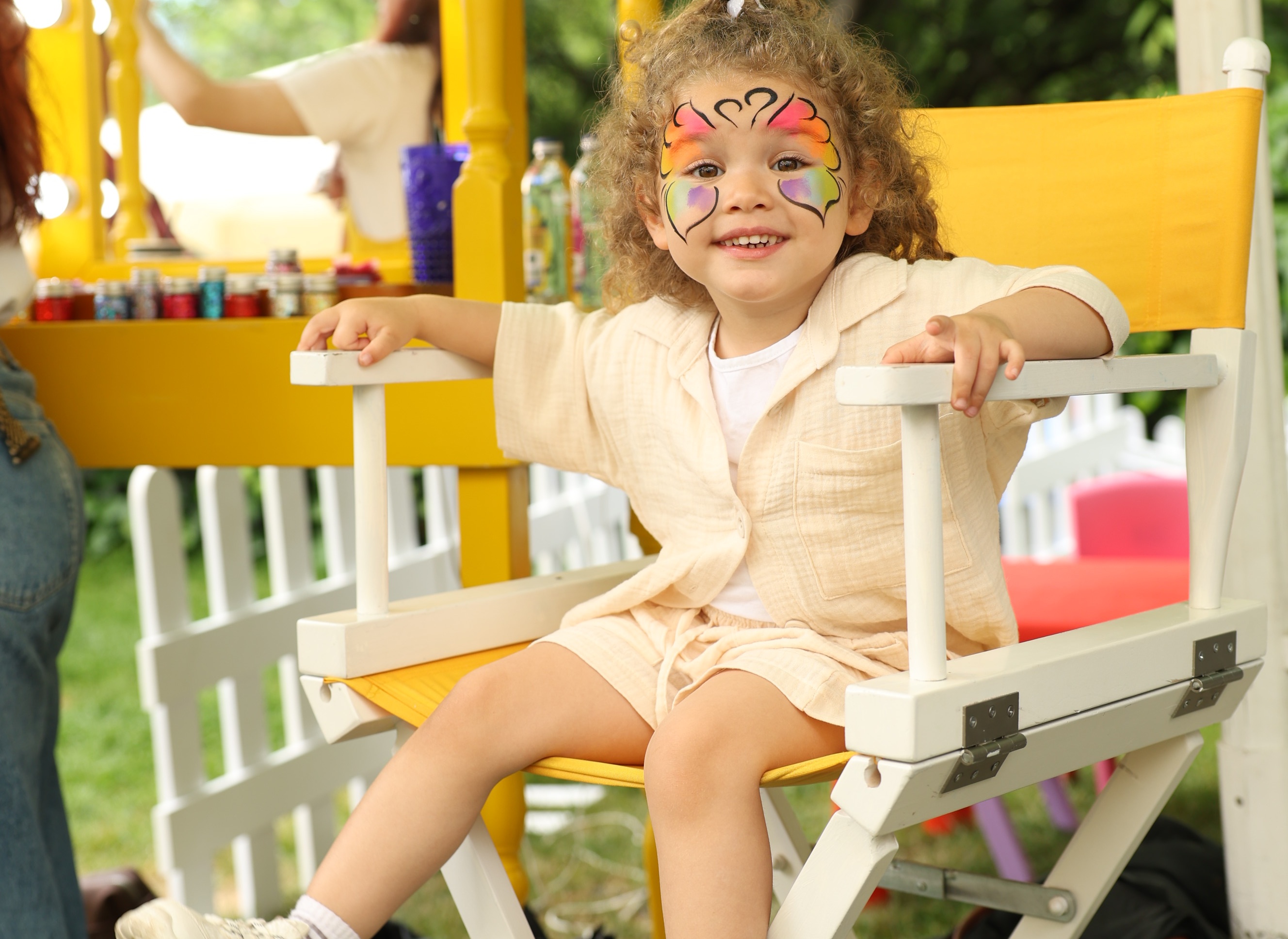 Her yaşın sevilen moda markası DeFacto, çocuklara özel tasarladığı koleksiyonlarını