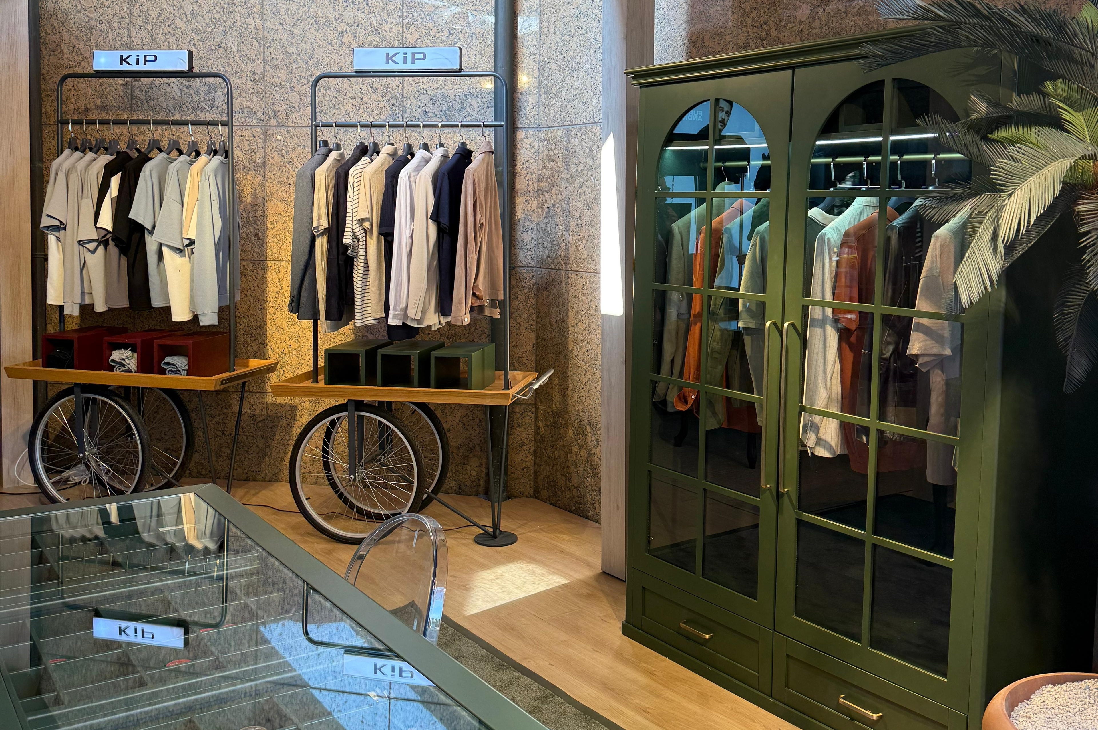 Erkek moda markası KİP, 2025 İlkbahar/Yaz Koleksiyonu ile Perakende Günleri’nin