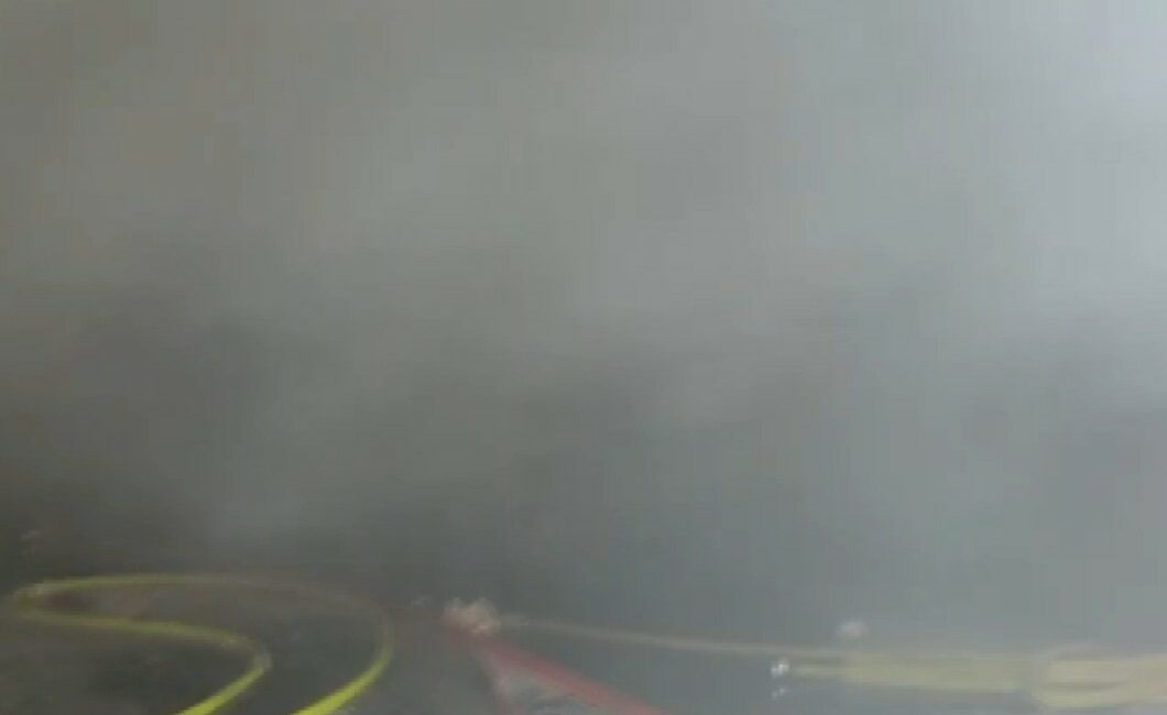 Kahramanmaraş’ta bir tekstil fabrikasının deposunda çıkan yangın itfaiye ekiplerince söndürüldü.