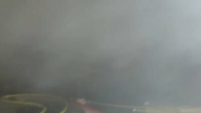 Kahramanmaraş’ta bir tekstil fabrikasının deposunda çıkan yangın itfaiye ekiplerince söndürüldü.