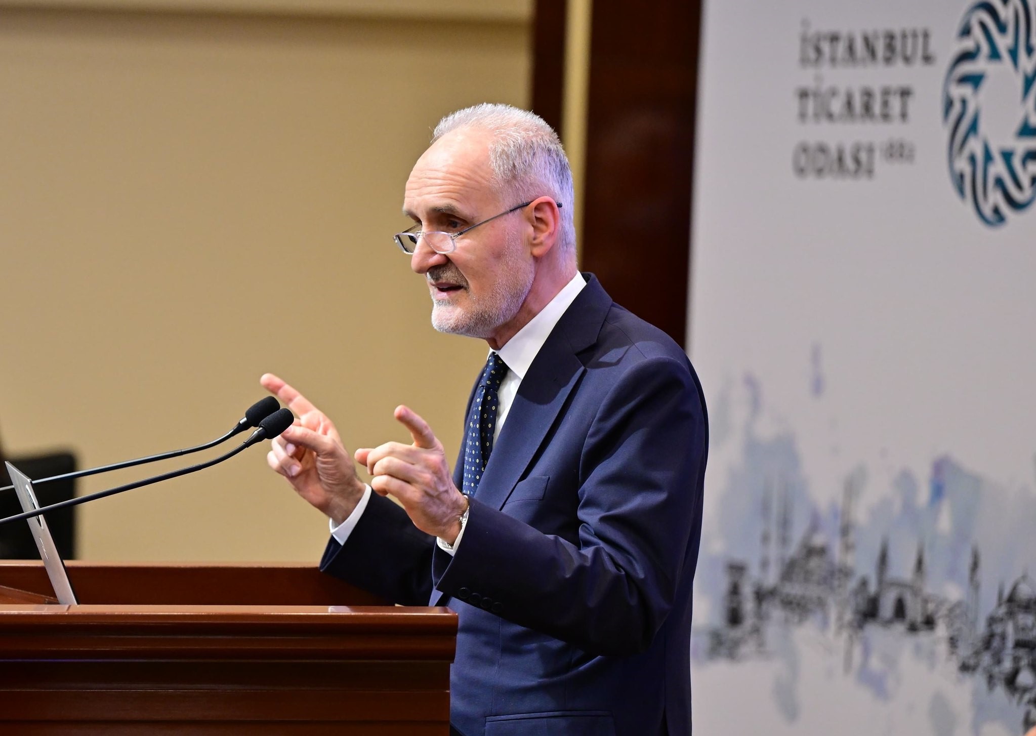 İstanbul Ticaret Odası (İTO) Başkanı Şekib Avdagiç, küresel şirketlerin Çin'e alternatif