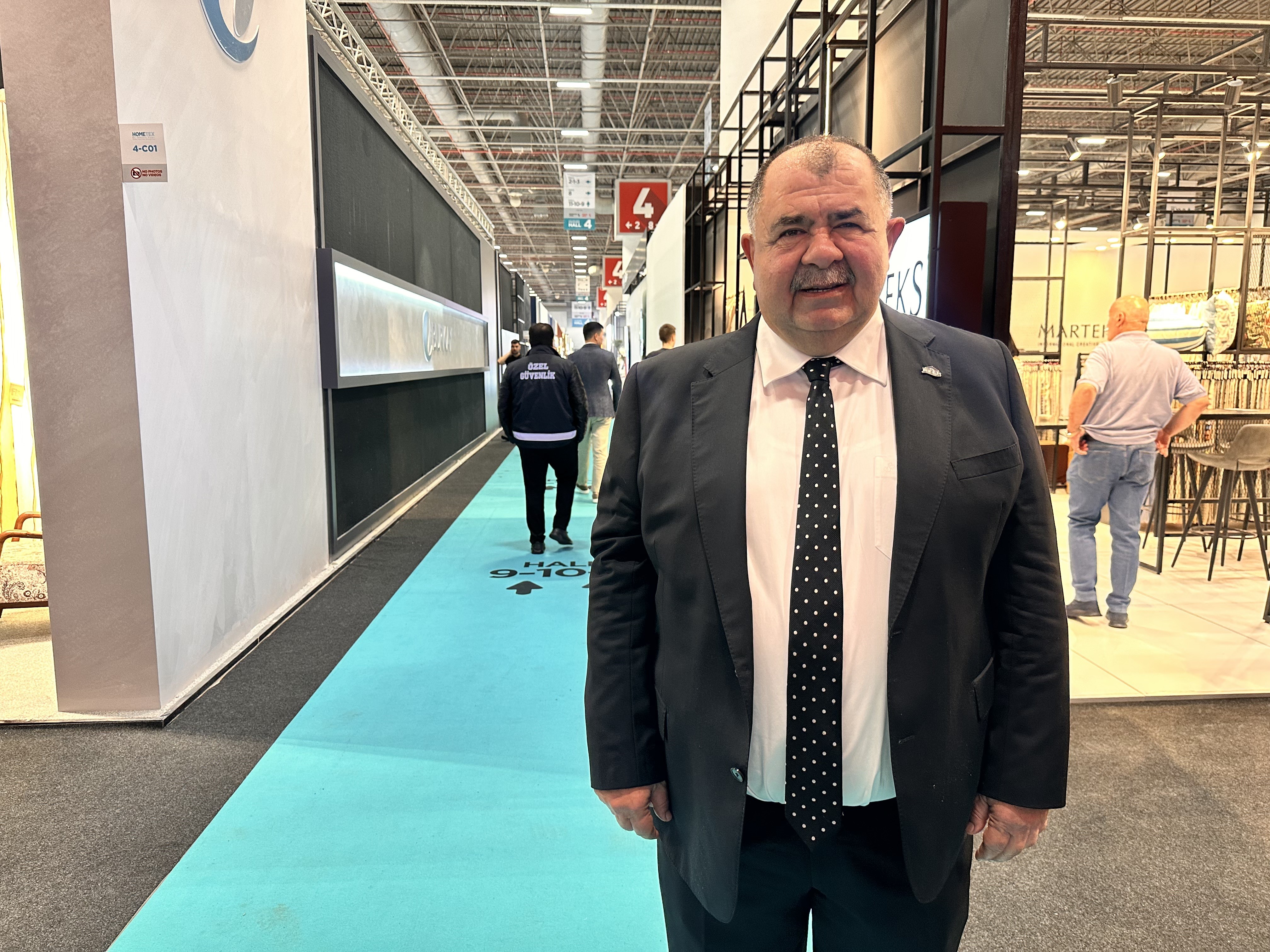 İstanbul’da düzenlenen HOMETEX Fuarı, ev tekstili alanında faaliyet gösteren firmaları
