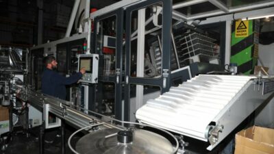 Gaziantep merkezli Petsa Tekstil, dokumasız kumaş (nonwoven) sektöründe hem Türkiye'de