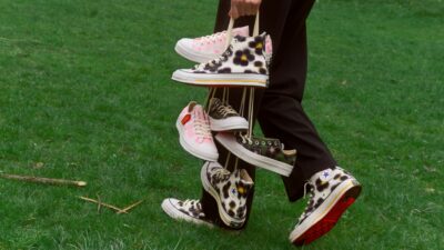 Converse ve KENZO, ilk kez bir araya gelerek Converse’in mirasıyla