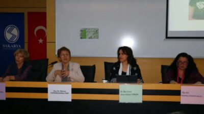 Sakarya Üniversitesi Turgut Özal Kültür ve Kongre Merkezi’nde, “Tekstilde Yeşil