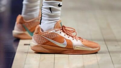 Nike teknoloji bölümündeki bazı çalışanları işten çıkarıyor.
