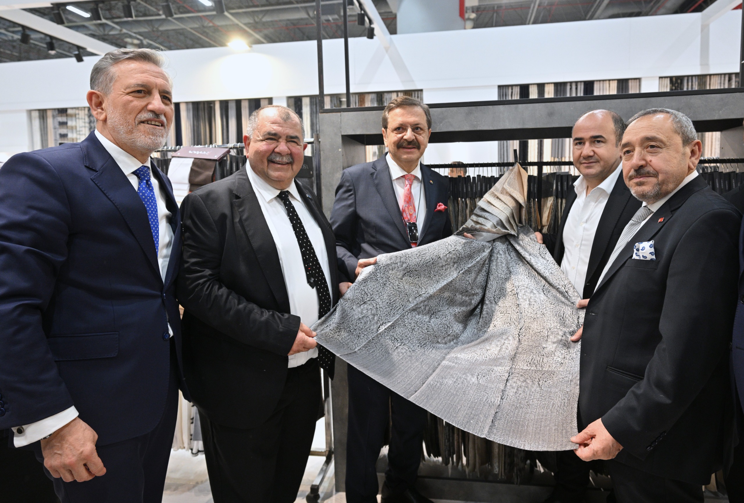 Bursa Ticaret ve Sanayi Odası (BTSO) Başkanı İbrahim Burkay, ev