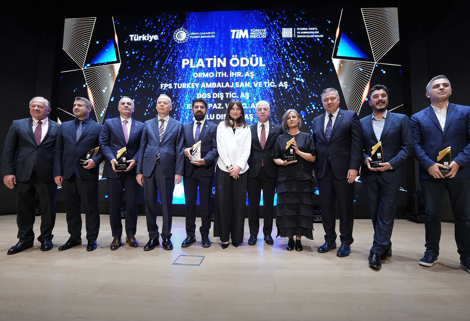 Zorlu küresel koşullara rağmen 11,5 milyar dolarlık ihracat başarısı yakalayan