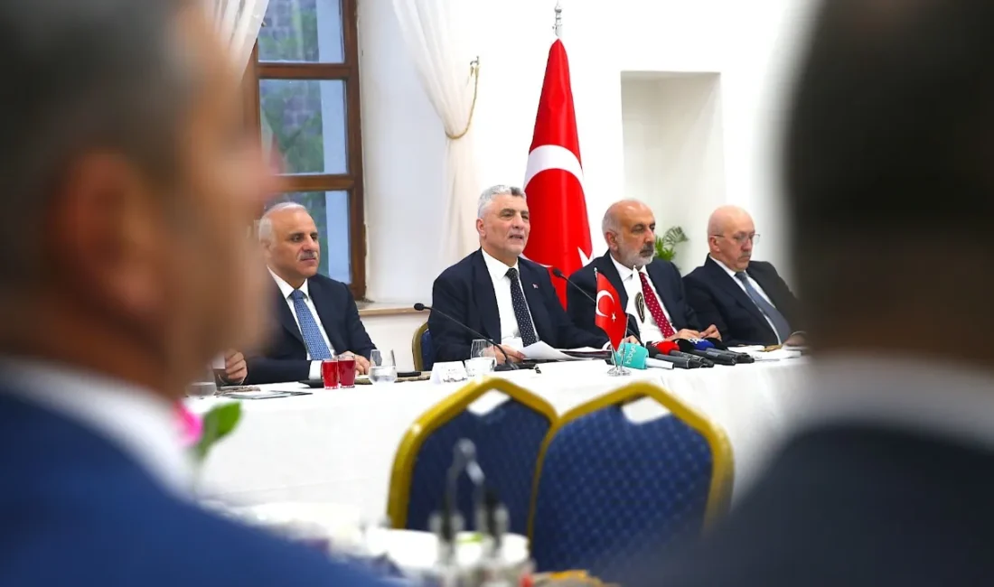 Ticaret Bakanı Ömer Bolat, Türkiye'nin krizlere karşı dayanıklı bir ülke