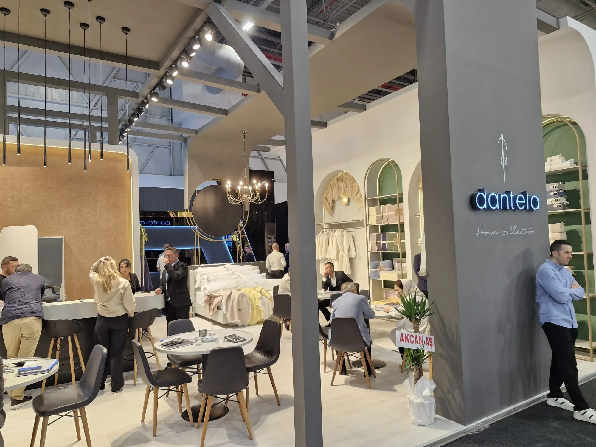 Denizli merkezli Dantela Tekstil Yönetim Kurulu Başkanı İlhan Sicimli, kurdaki