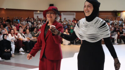 Kocaeli'de İzmit Belediyesi ve Halk Eğitim Merkezi iş birliğiyle düzenlenen