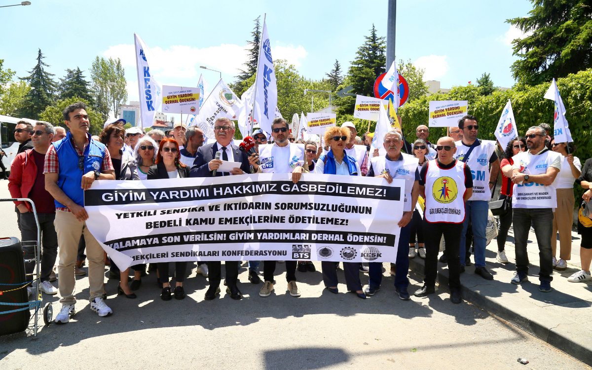 KESK üyeleri, Ağustos'ta başlayacak toplu iş sözleşmesi görüşmelerine öncesi Çalışma