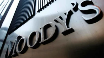 Moody’s, yüksek borç ve faiz yükünü gerekçe göstererek ABD'nin kredi
