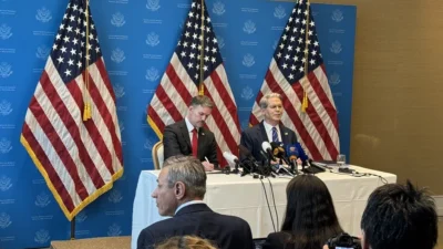 Çin ve ABD, ek gümrük vergilerini karşılıklı olarak  90