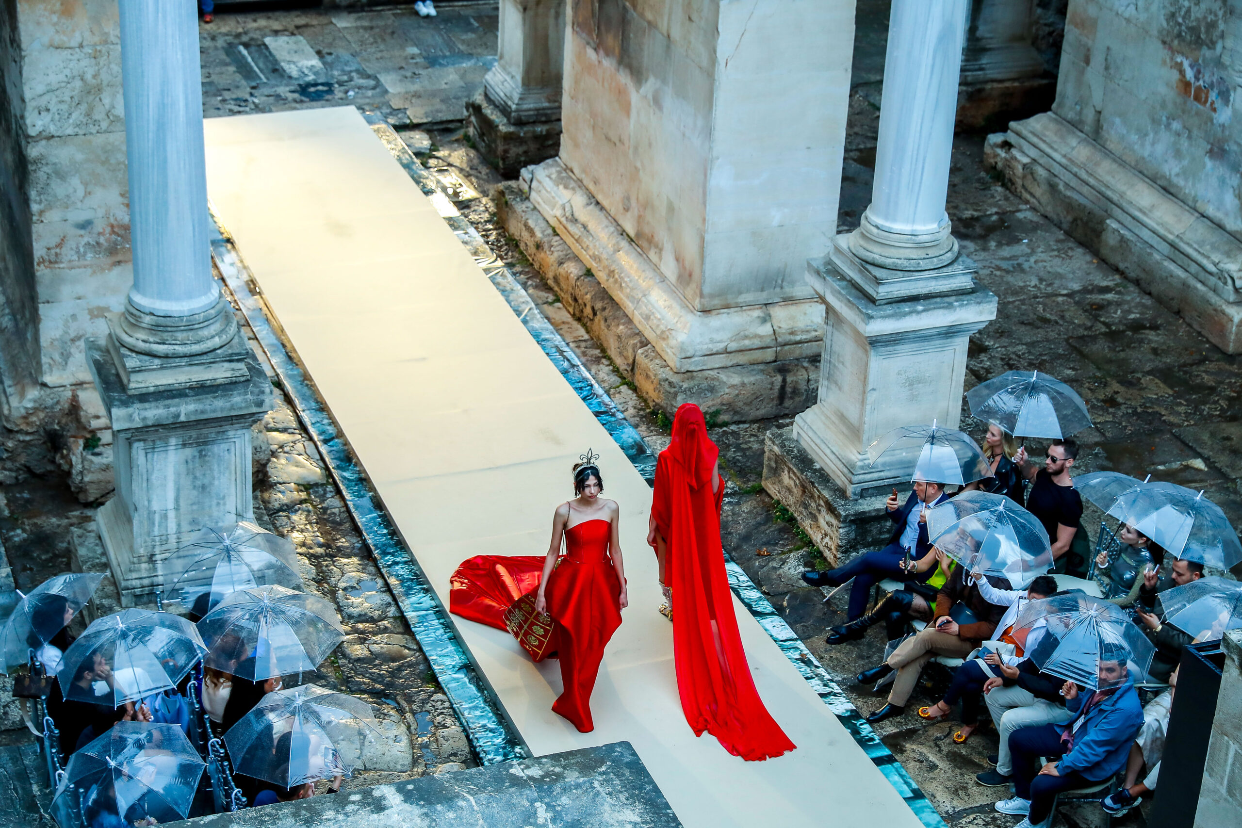Antalya Fashion Week 2025, Antalya’nın kalbi Kaleiçi’nde, 1895 yıllık Hadrian