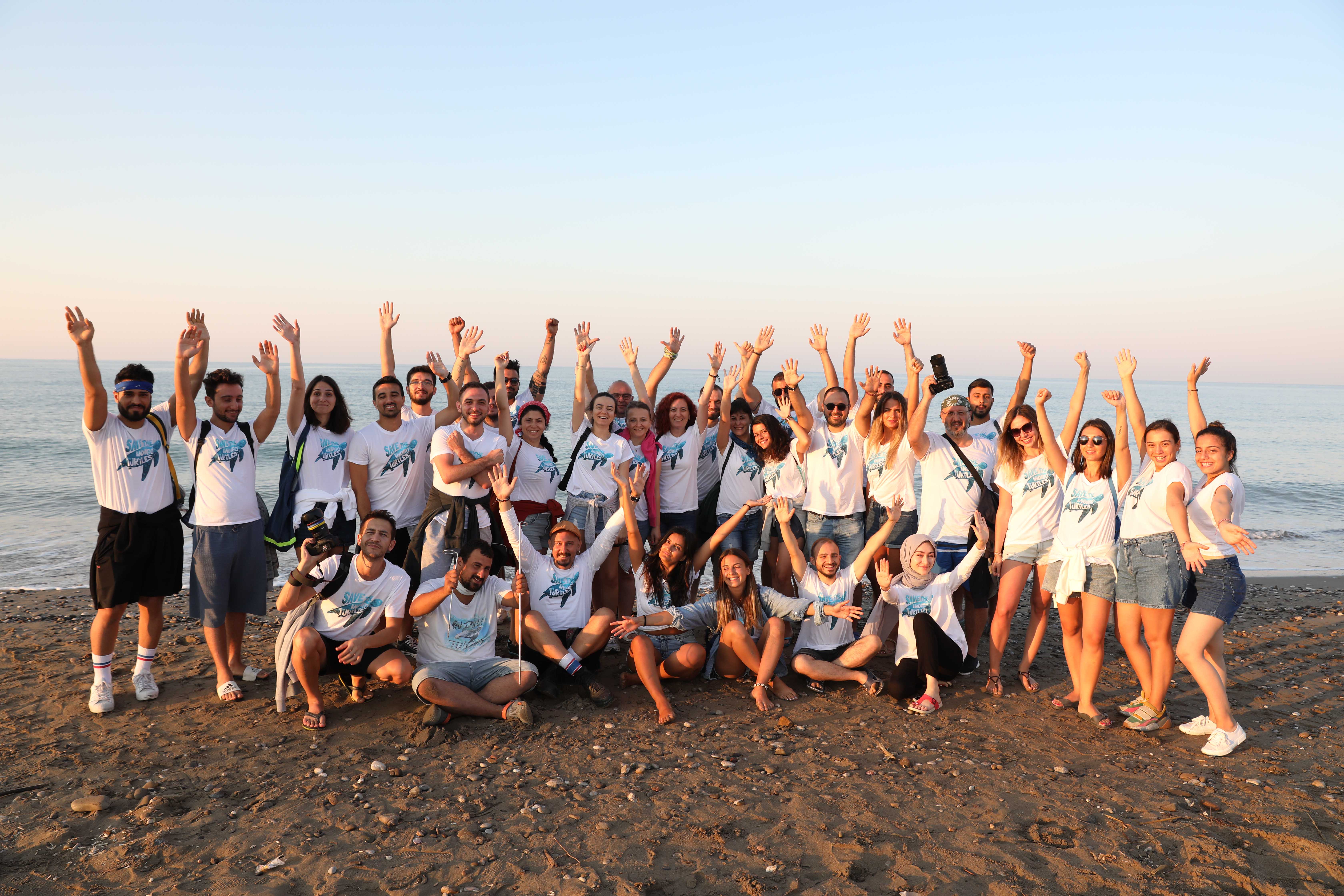 Mavi, sürdürülebilir bir doğa için gönüllülük bilincini geliştirmeyi amaçladığı İndigo