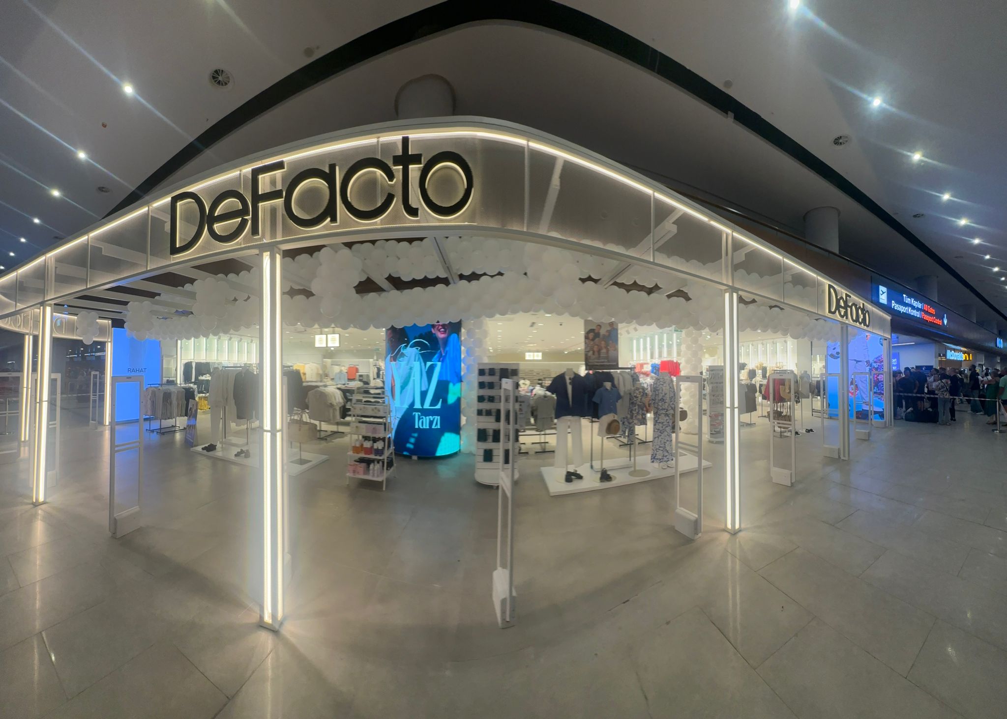 Global moda markası DeFacto, büyüme yolculuğuna önemli bir adım daha