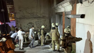 İstanbul Güngören'deki tekstil atölyesinde yangın çıktı. 4 katlı binanın bodrum