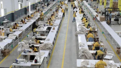 2025'ten umduğunu bulamayan tekstil ve hazır giyim ihracatçıları döviz kuru