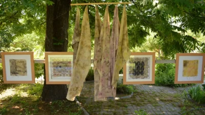 Doğa ve tekstil sanatı Ege Üniversitesi Botanik Bahçesi'nde sanatçı Ayçin