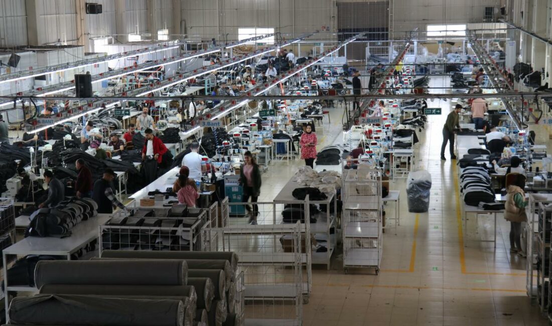 Büyük işletmelerin sektörde taşıyıcı kolon görevi üstlendiğini belirten İstanbul Tekstil