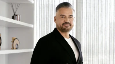 Stockholm merkezli uluslararası perakende giyim firması H&M’de stajyer olarak göreve