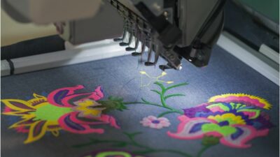 Durak Tekstil, Uzak Doğu'daki 500 müşterisine Bursa'dan ürün yolluyor; üretimi