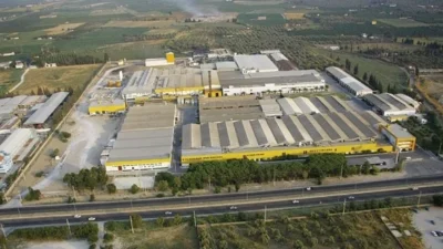 Söktaş Tekstil, Aydın'ın Söke ilçesindeki fabrika binasının çatısına GES kuruyor.