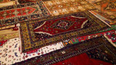 Yakın coğrafyadaki savaş ve ekonomik daralma, halı ve yer döşemeciliği