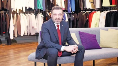 Ege Giyim Sanayicileri Derneği (EGSD) Başkanı Yasin Akçakaya, tekstilde firmaların