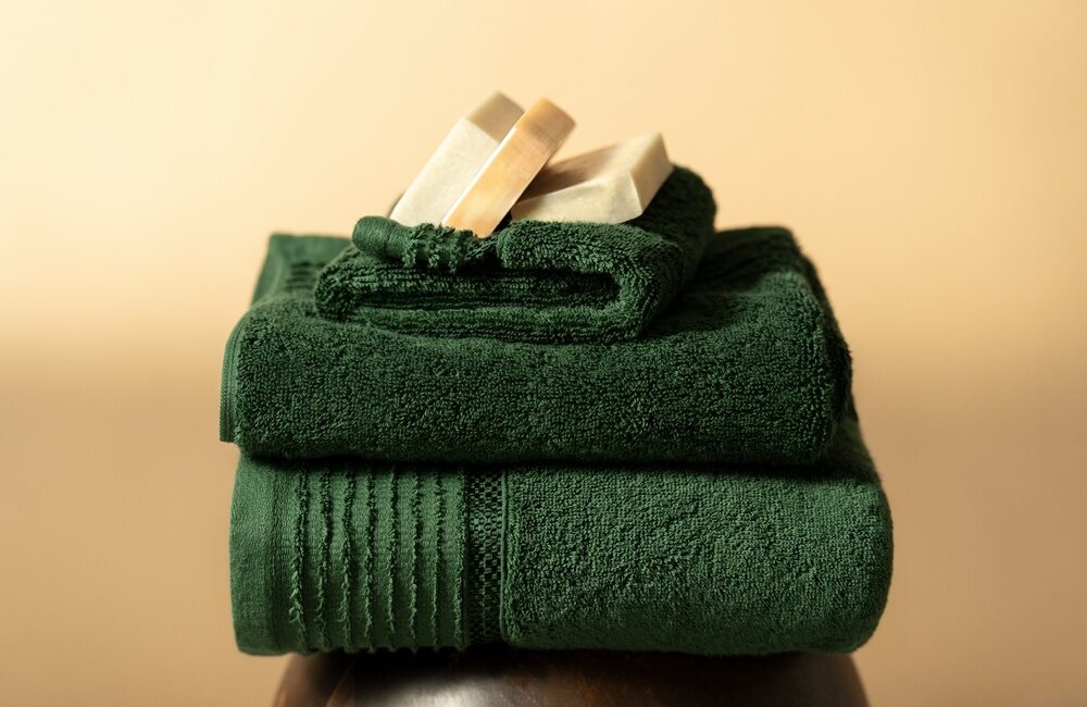 Minimalist çizgileri, zamansız tasarımları ve sürdürülebilir bir yaşam anlayışıyla ev