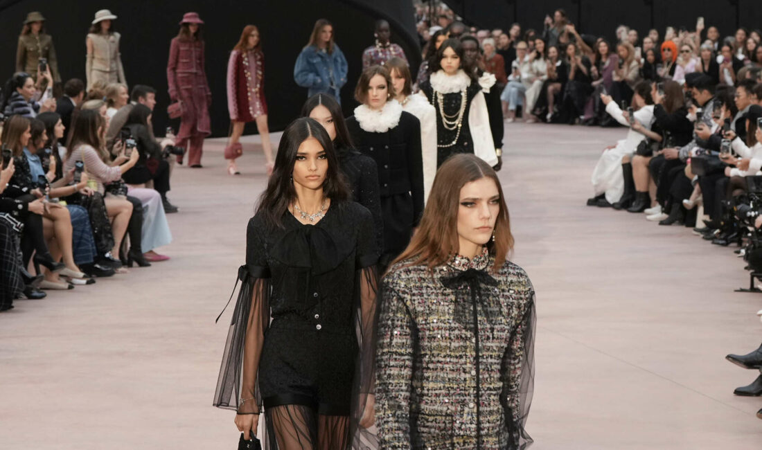 Paris Moda Haftası bu yıl 9 yeni tasarımcı ve Jonathan