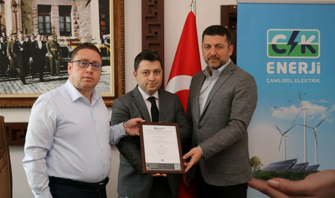 Yıllık elektrik ihtiyacının tamamını yenilenebilir enerji kaynaklardan karşılamak üzere önemli