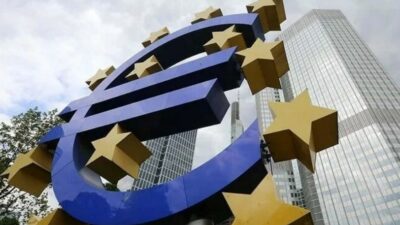 Euro Bölgesi sanayi üretimi beklentilerden fazla arttı.
