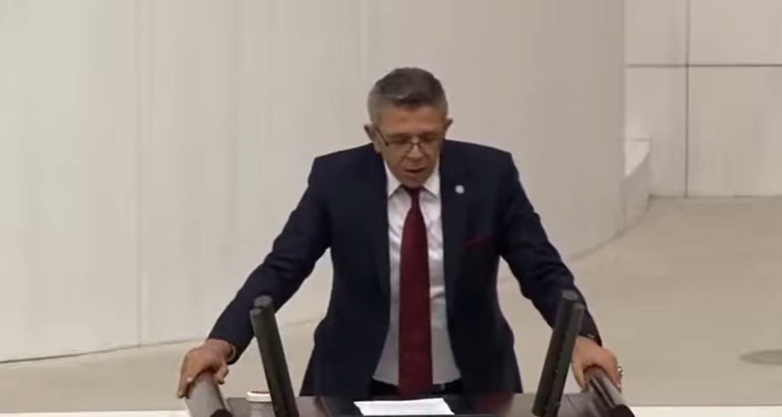 TBMM Katip Üyesi ve İYİ Parti Denizli Milletvekili Yasin Öztürk,