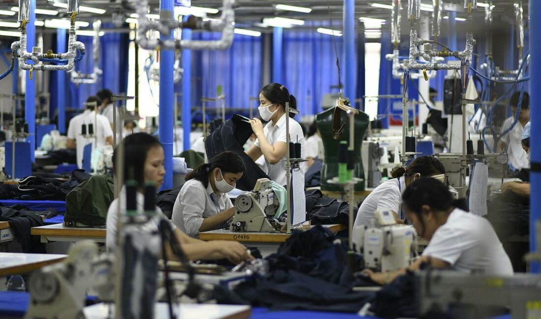 Vietnam Başbakanı Pham Minh Chinh ile Çin Başbakanı Li Qiang,