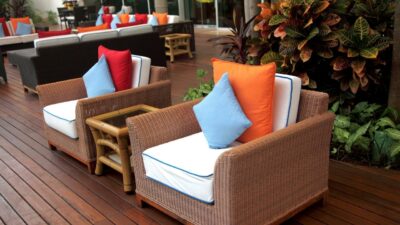 Mobilya ve tekstil sektörlerinde geleneksel bayilik sistemi sorgulanıyor; köklü markaların