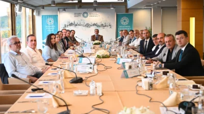 İstanbul Ticaret Odası’nda düzenlenen "Tekstil İhtisas Komitesi Toplantısı"nda, sektörün son